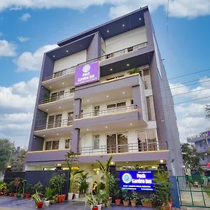 Hotel Posh Garden Artemis Hospital Road ****